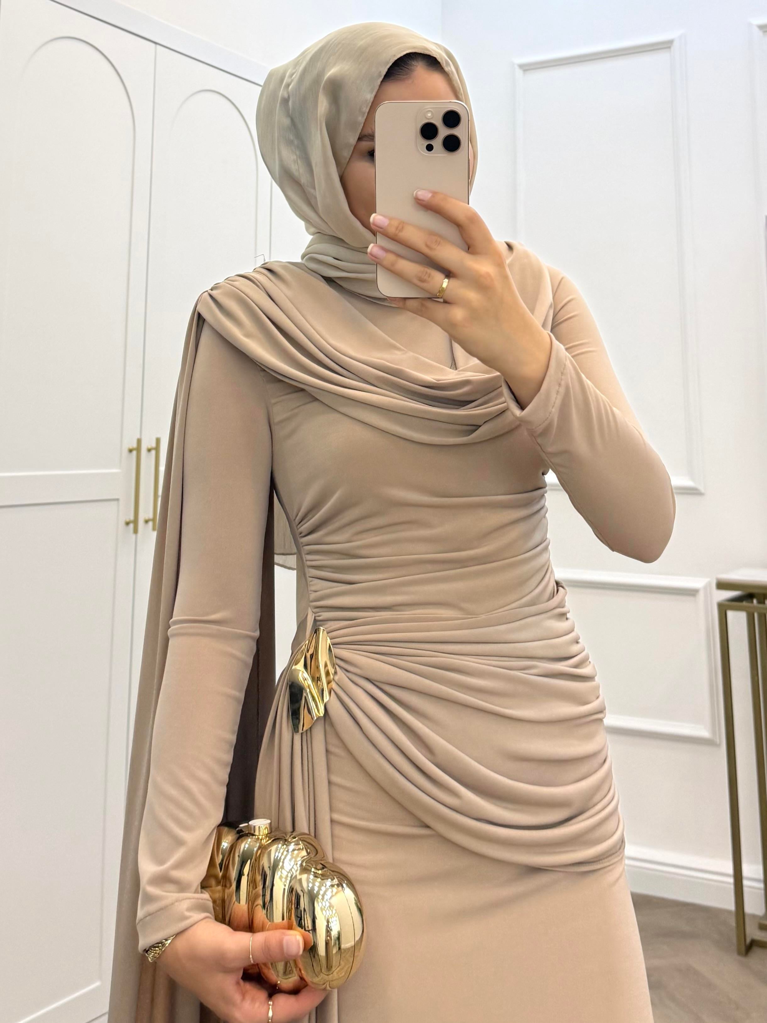 YELEKLİ SCUBA TAKIM SİYAH Y ELBİSE BEJ